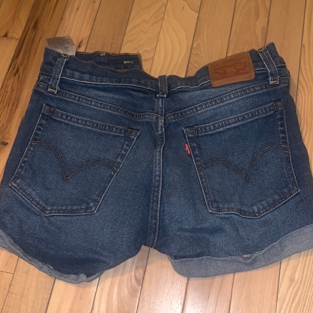 Levi’s High-waisted Shorts